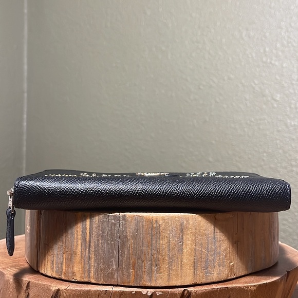 COACH ACCORDION ZIP WALLET WITH HEART BANDANA RIVETS - Picture 4 of 16